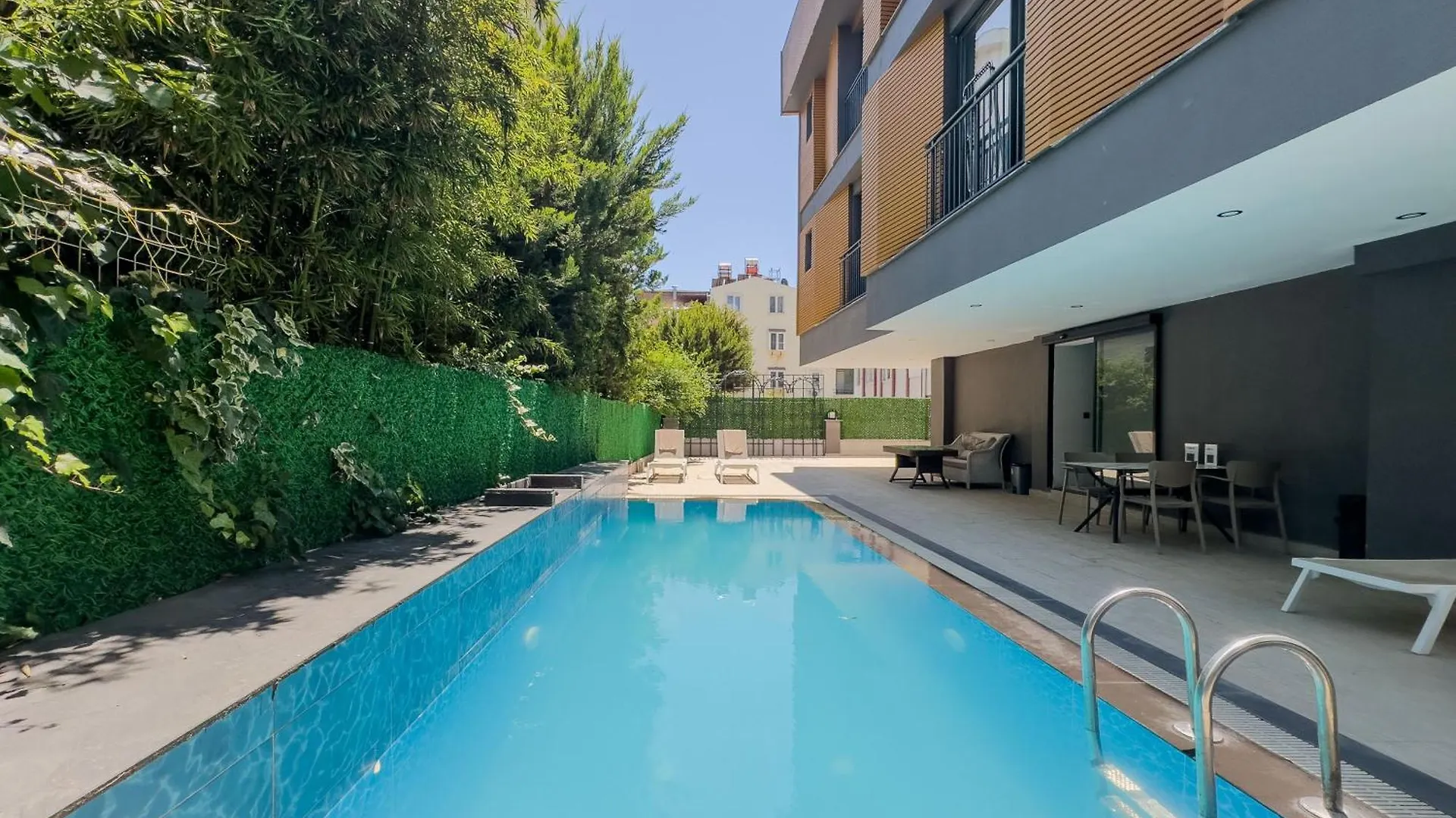 Leaf River Suites Antalya